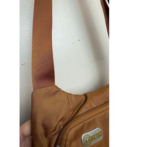 TUMI T-Tech Lightweight Nylon Flap Magnetic Closure Crossbody - Picture 7 of 14